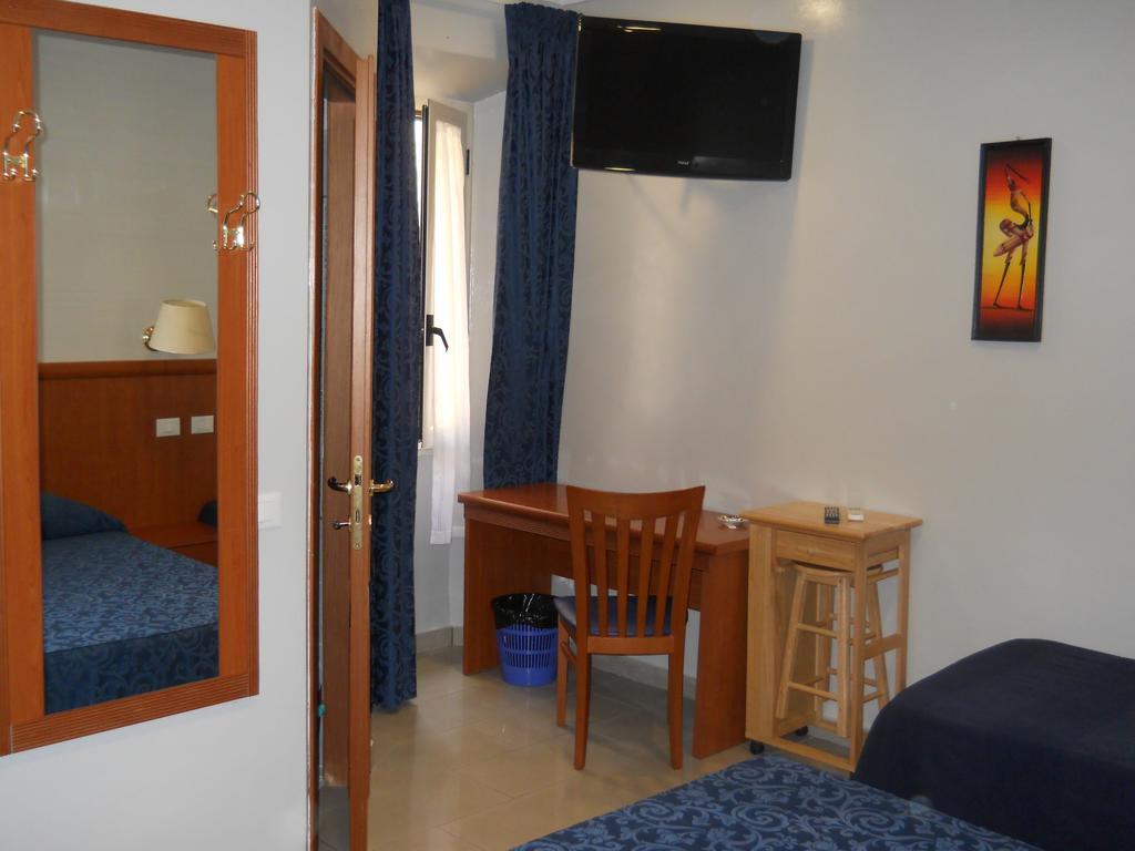 Domus Roxy Hotel Róma Kültér fotó