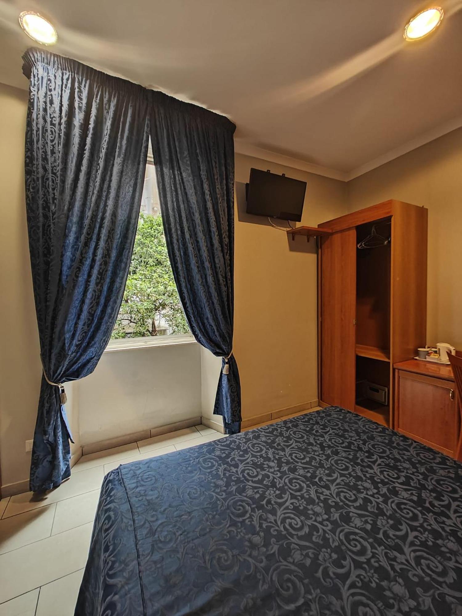 Domus Roxy Hotel Róma Kültér fotó