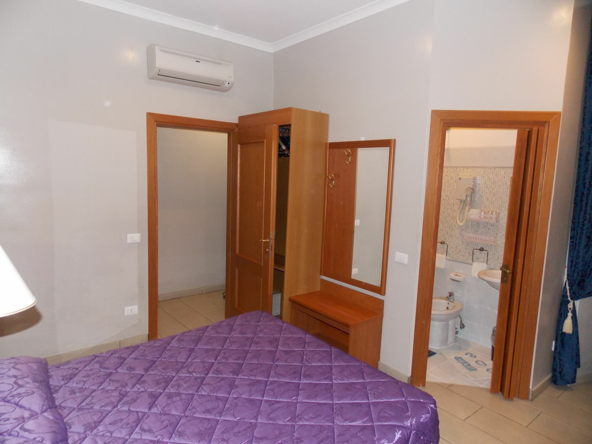 Domus Roxy Hotel Róma Kültér fotó
